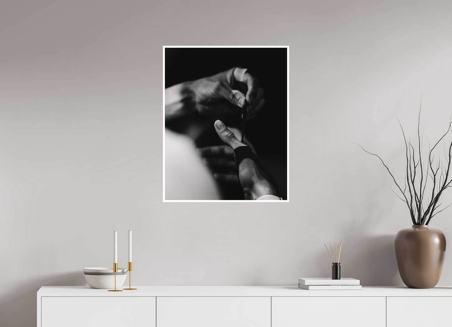 Paris Roubaix hand tapping story (B&W Edition)