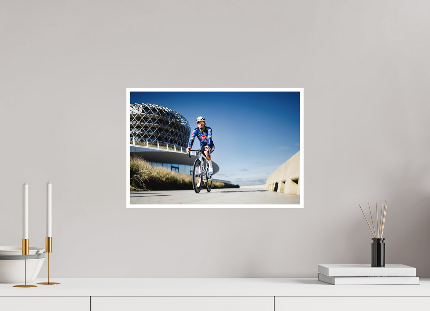 45 x 30 cm, Fine Art 2 Matt Flanders Fields - Mathieu Van Der Poel and the Casino of Middelkerke