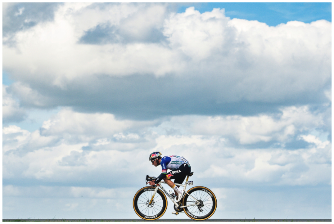 Main image Remco True the Sky