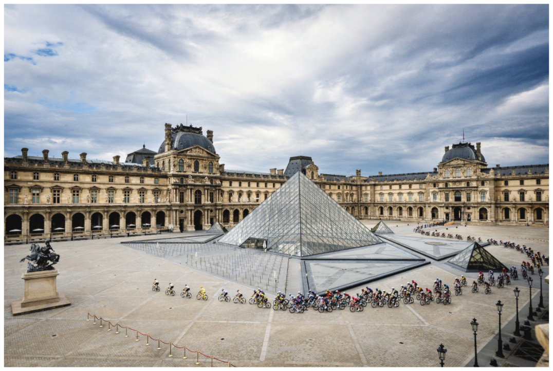 TDF 25 Stage 21 - The Peloton true Le Louvre