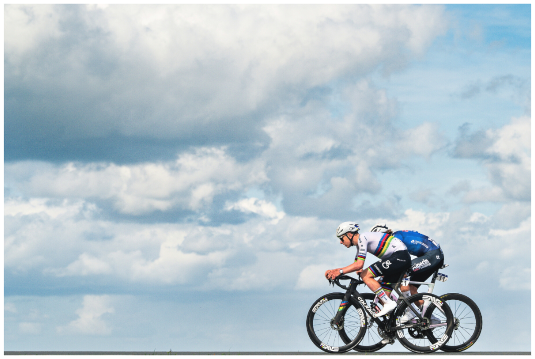 Main image Tadej Pogacar and MVDP true the Sky - RVV 26