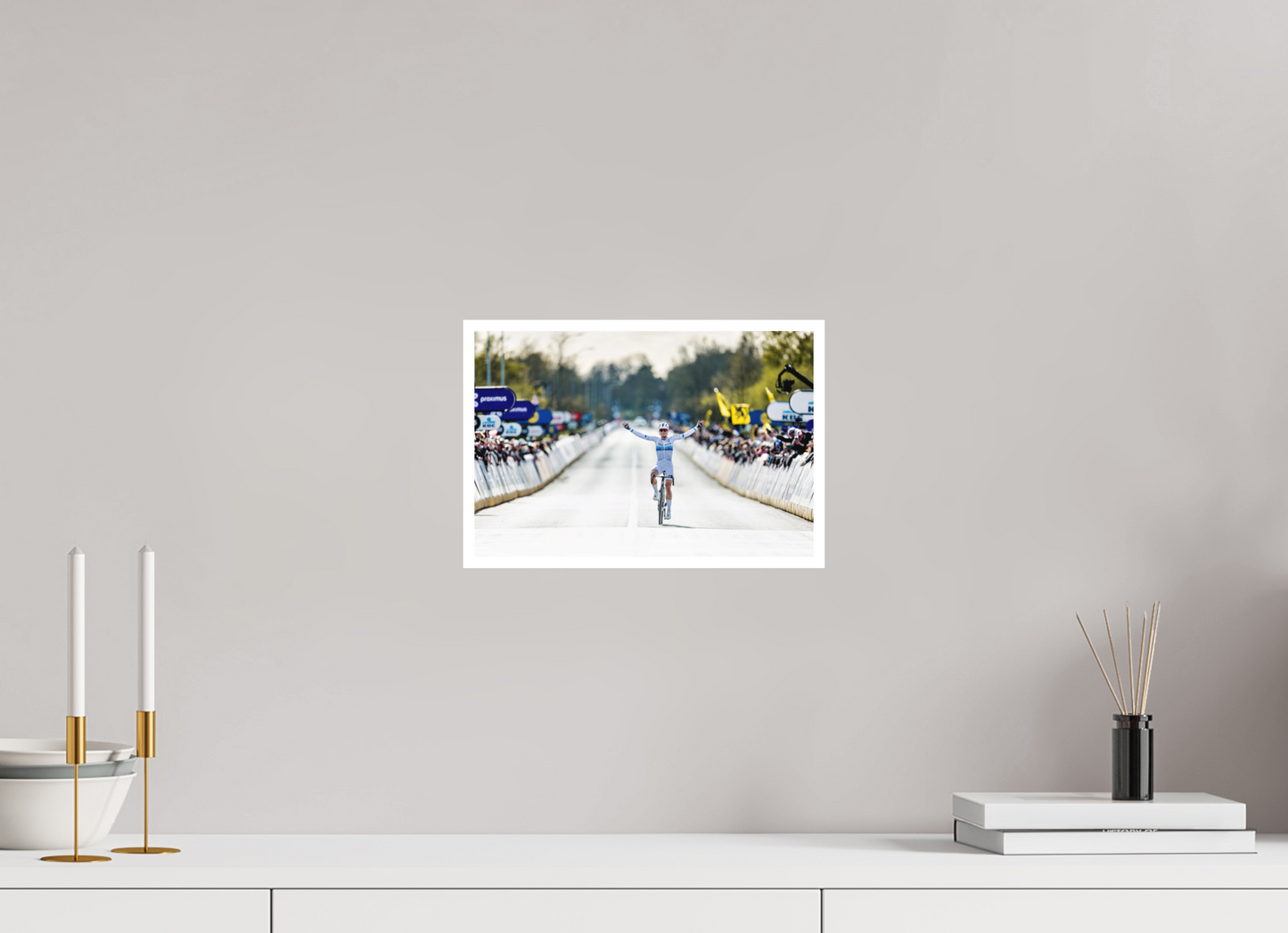 30 x 20 cm, Fine Art 2 Matt Demi Vollering wins RVV 26